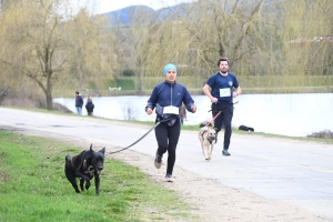 35 participants pour le premier canicross à Bas-en-Basset