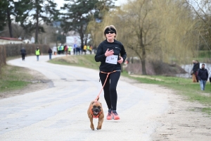 35 participants pour le premier canicross à Bas-en-Basset