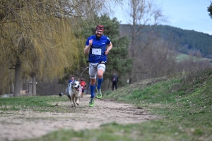 35 participants pour le premier canicross à Bas-en-Basset