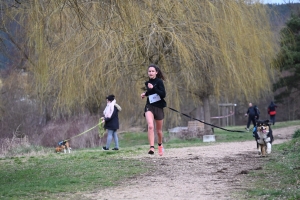 35 participants pour le premier canicross à Bas-en-Basset