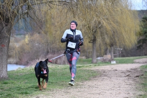 35 participants pour le premier canicross à Bas-en-Basset