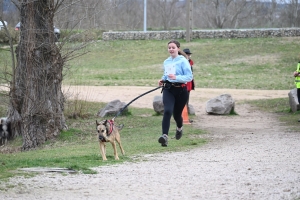 35 participants pour le premier canicross à Bas-en-Basset