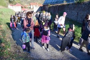 Retournac : 200 enfants au défilé costumé pour Halloween