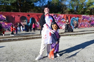 Retournac : 200 enfants au défilé costumé pour Halloween