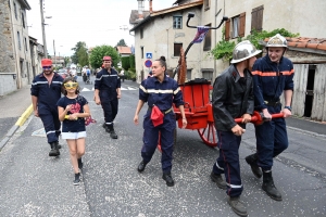 Retournac : les métiers incarnés à travers le corso de la Saint-Jean (vidéo)