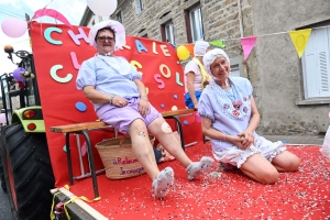 Retournac : les métiers incarnés à travers le corso de la Saint-Jean (vidéo)