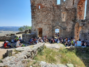 Sainte-Sigolène : des écoliers de Germaine-Tillion au château de Rochebaron