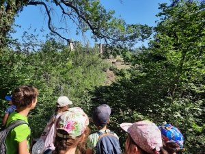 Sainte-Sigolène : des écoliers de Germaine-Tillion au château de Rochebaron