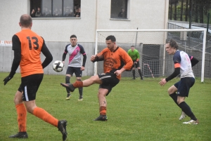 Foot, D1 : la montée sans fête pour La Séauve battue par Bains/Saint-Christophe