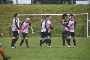 Foot, D1 : la montée sans fête pour La Séauve battue par Bains/Saint-Christophe