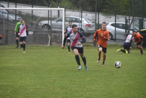 Foot, D1 : la montée sans fête pour La Séauve battue par Bains/Saint-Christophe