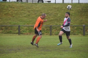 Foot, D1 : la montée sans fête pour La Séauve battue par Bains/Saint-Christophe