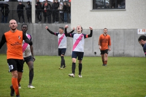 Foot, D1 : la montée sans fête pour La Séauve battue par Bains/Saint-Christophe