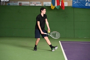 Tennis : une finale franco-française chez les garçons au Chambon-sur-Lignon