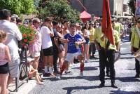 Lapte : bain de foule pour les classes en 8 (vidéo)