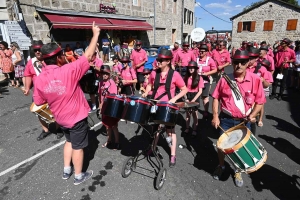 Lapte : chaude ambiance sur la fête d&#039;été de Lapte (vidéo)