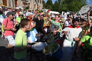 Lapte : chaude ambiance sur la fête d&#039;été de Lapte (vidéo)