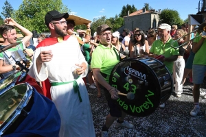 Lapte : chaude ambiance sur la fête d&#039;été de Lapte (vidéo)