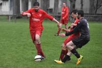 Foot : Tence retrouve des couleurs... et la première place