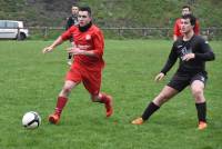 Foot : Tence retrouve des couleurs... et la première place