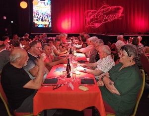 Montregard : le Club des 4 Saisons à un repas-spectacle à Vernaison