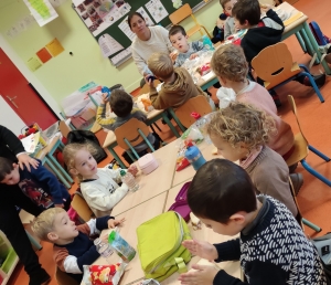 Saint-Maurice-de-Lignon : les élèves de l&#039;école publique au spectacle de Val Grangent