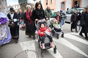 Bas-en-Basset à l&#039;heure du Carnaval des enfants