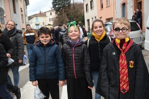 Bas-en-Basset à l&#039;heure du Carnaval des enfants