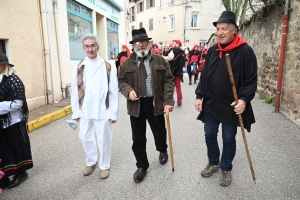 Bas-en-Basset à l&#039;heure du Carnaval des enfants