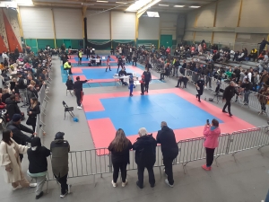 L&#039;Athlétic-Club du Puy à la Coupe de Noël de kick-boxing à Rive-de-Gier