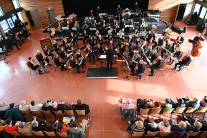 Monistrol-sur-Loire : 400 spectateurs pour applaudir l&#039;orchestre éphémère