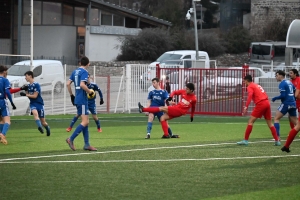 Foot, U18 : Monistrol domine encore Brives et file en demi-finale