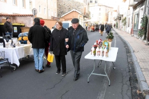 Retournac : le marché de Noël anime le bourg