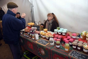 Retournac : le marché de Noël anime le bourg