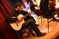 Retournac : une trentaine de guitaristes sur scène