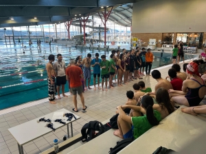 Monistrol-sur-Loire : les lycéens du Mazel remportent le titre aux championnats de natation