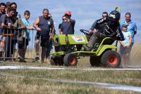 Saint-Maurice-de-Lignon : les tracteurs-tondeuses peuvent aussi rouler des mécaniques (vidéo)