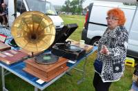 Martine est venue d&#039;Ardèche pour proposer ses objets anciens.