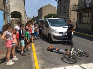 Saint-Maurice-de-Lignon : des écoliers du Sacré-Coeur formés par un pompier professionnel