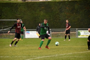 Foot : Aurec conforte sa première place en District 2