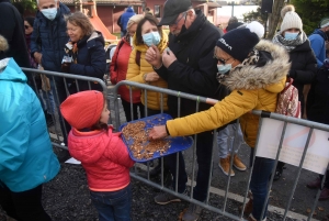 Saint-Bonnet-le-Froid : la foire aux champignons se referme avec la maxi tarte à la châtaigne