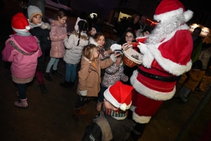 Saint-Maurice-de-Lignon : une animation chaque soir sur la place de la mairie