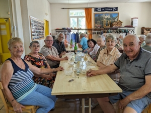 Saint-Pal-de-Mons : 52 ainés au pique-nique de &quot;Bel Horizon&quot;