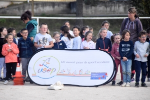 Les écoliers des Villettes et de La Chapelle-d&#039;Aurec courent pour les droits de l&#039;enfant