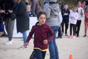 Les écoliers des Villettes et de La Chapelle-d&#039;Aurec courent pour les droits de l&#039;enfant