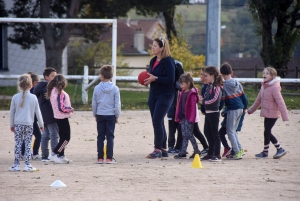 Les écoliers des Villettes et de La Chapelle-d&#039;Aurec courent pour les droits de l&#039;enfant