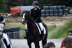 Le concours de saut d&#039;obstacles d&#039;Yssingeaux redonne le sourire aux cavaliers