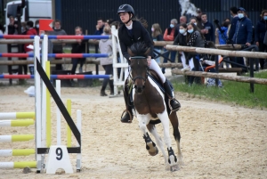 Le concours de saut d&#039;obstacles d&#039;Yssingeaux redonne le sourire aux cavaliers