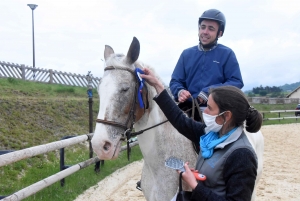 Le concours de saut d&#039;obstacles d&#039;Yssingeaux redonne le sourire aux cavaliers