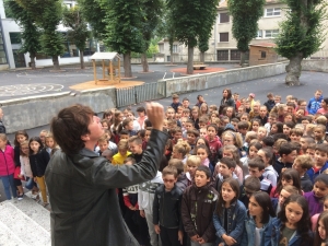 Yssingeaux : une rentrée en chansons à l&#039;école Jean-de-la-Fontaine